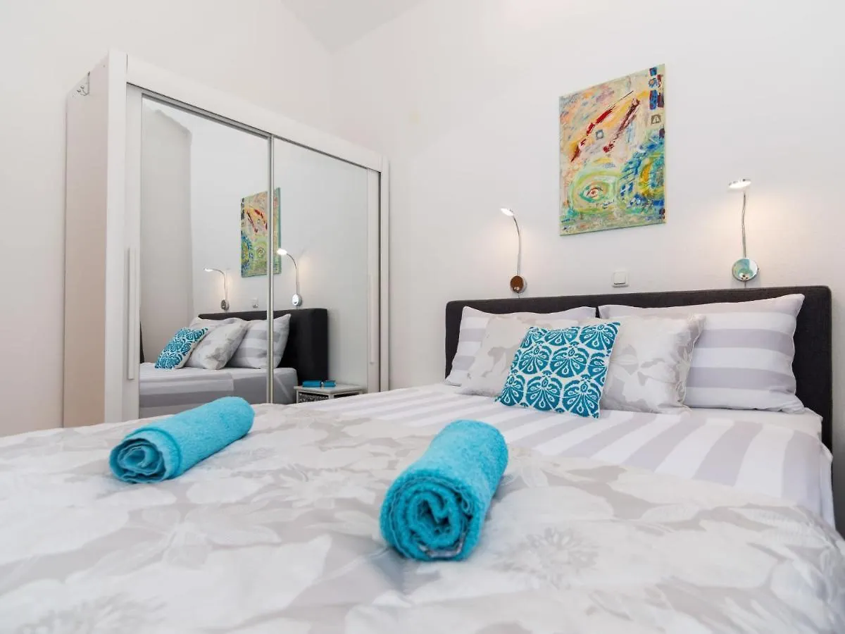 Apartment Villa Matana-1 By Interhome Trogir 0*,